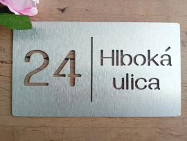 S názvem ulice