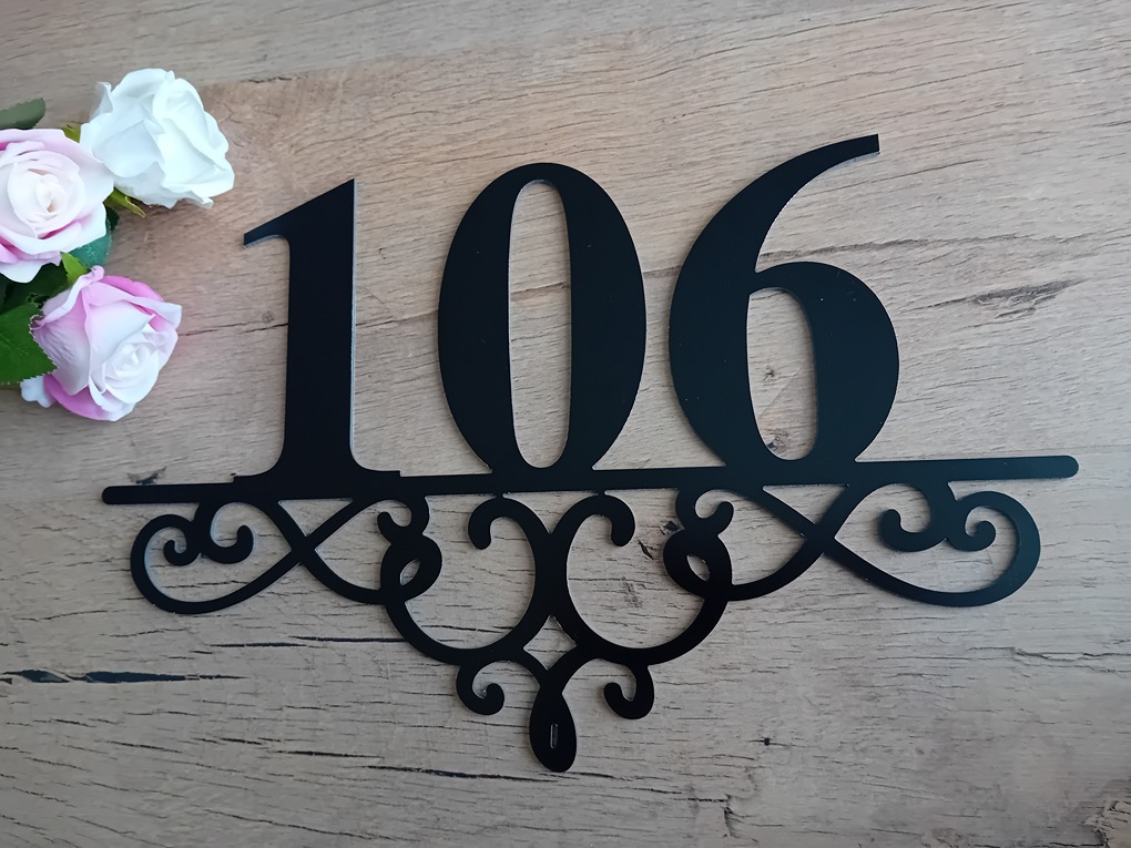Číslo popisné: Ornament elegance