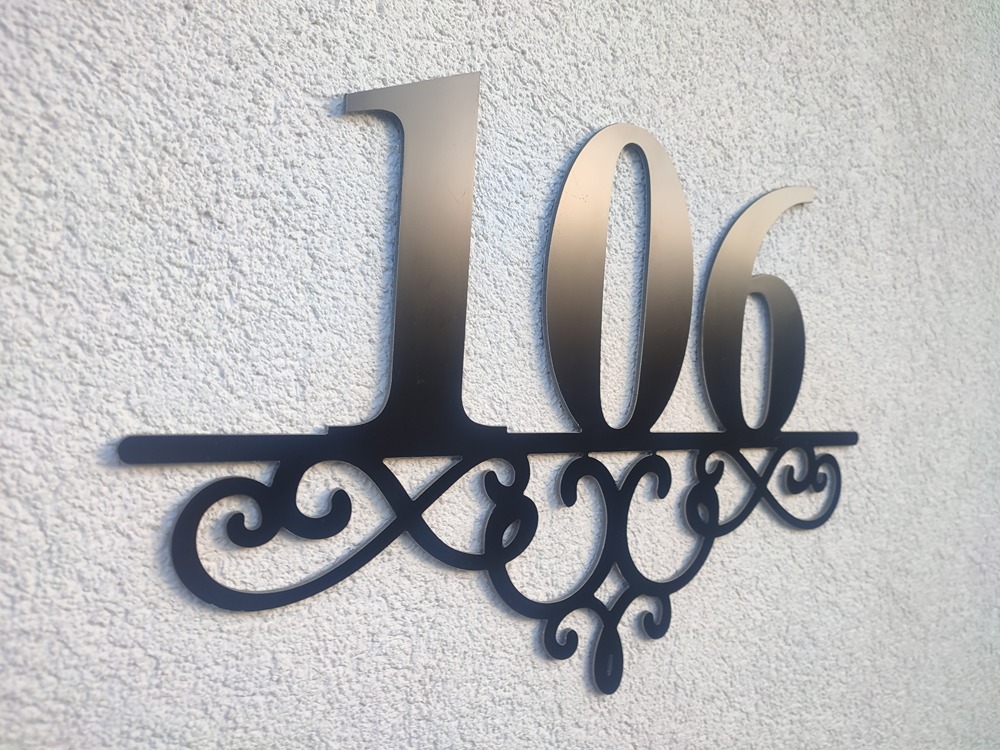 Číslo popisné: Ornament elegance